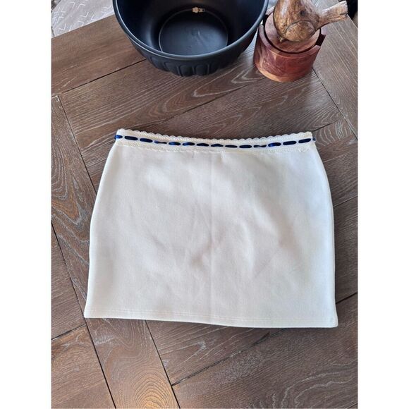 NWT White Fox Some You Win White Mini Skirt Size Medium - Picture 5 of 7